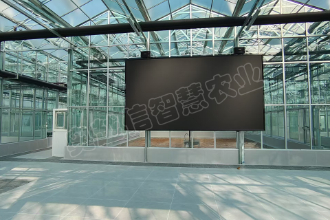 農(nóng)業(yè)大學(xué)日光大棚智能化